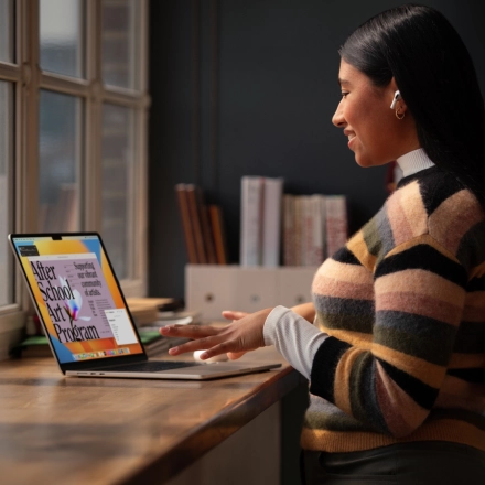 MacBook Air 15.3" Apple M2 (8C CPU/10C GPU), 8 ГБ, 256 ГБ, Сияющая звезда