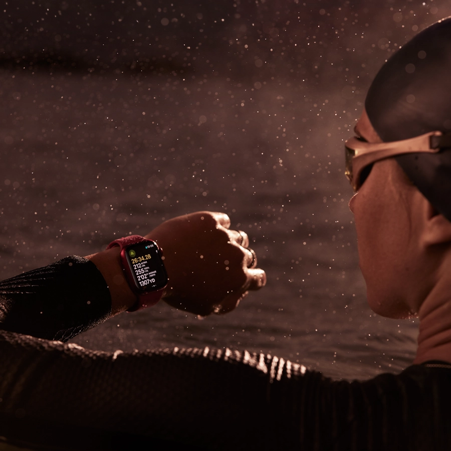 Apple Watch Series 9 GPS, 45мм, Тёмная ночь, Спортивный ремешок цвета «тёмная ночь», M/L