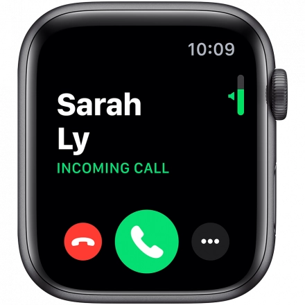 Apple Watch Series 5 GPS, 44мм, Серый космос, Cпортивный ремешок чёрного цвета