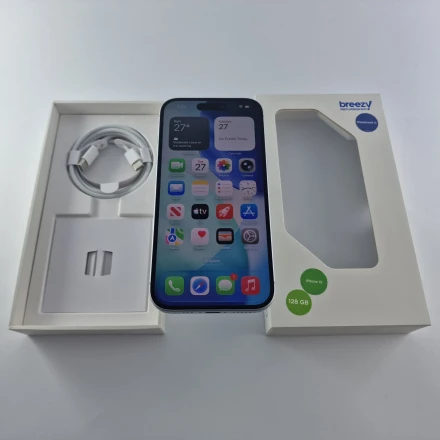 Купити Apple iPhone 15 128 ГБ Blue