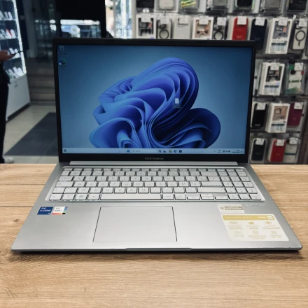 ASUS VivoBook 15 15", Intel Core i5, 8 GB / 128 GB SSD, Gray