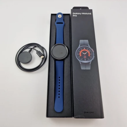 Galaxy　Watch5 ブラック　韓国版40mm Смарт-часы Samsung Galaxy Watch 5 Pro 45mm eSIM Black (SM