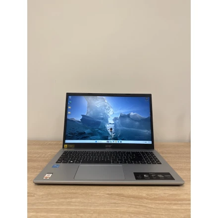 ACER, 15", Intel Core i3, 8 GB / 512 GB, Pure Silver
