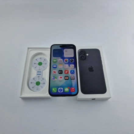 Купити Apple iPhone 16 128 ГБ Black
