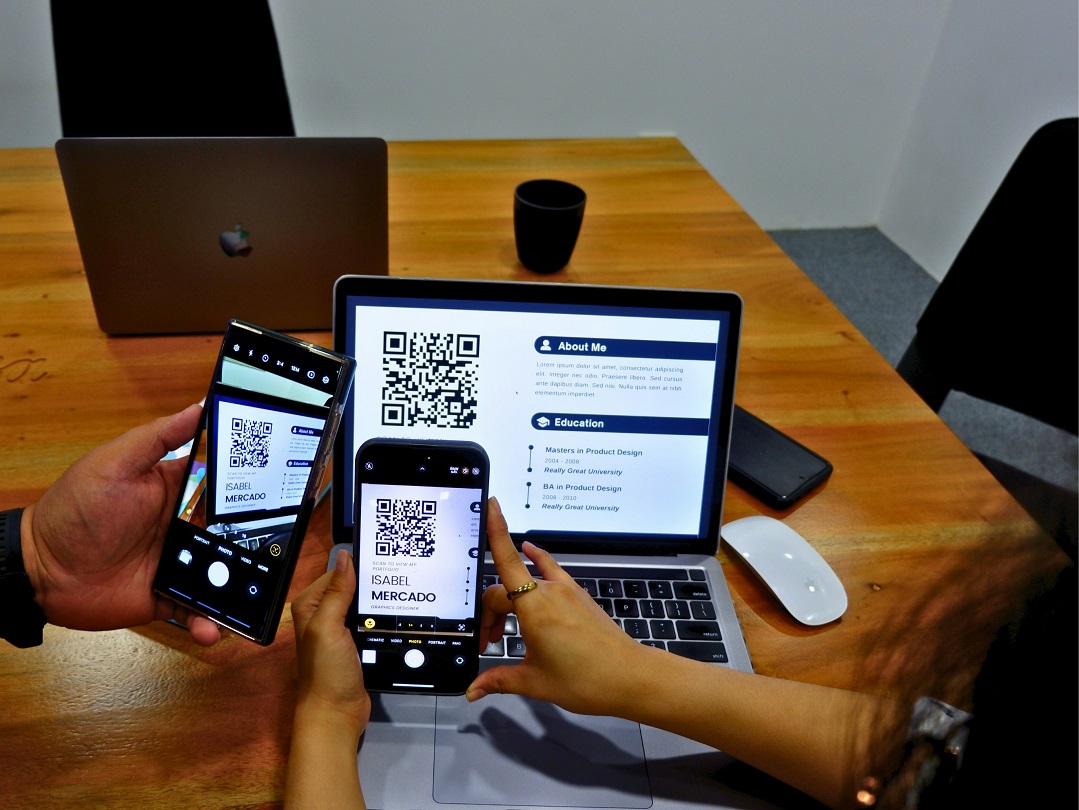 Cum să scanezi un cod QR de pe ecranul telefonului tău iPhone