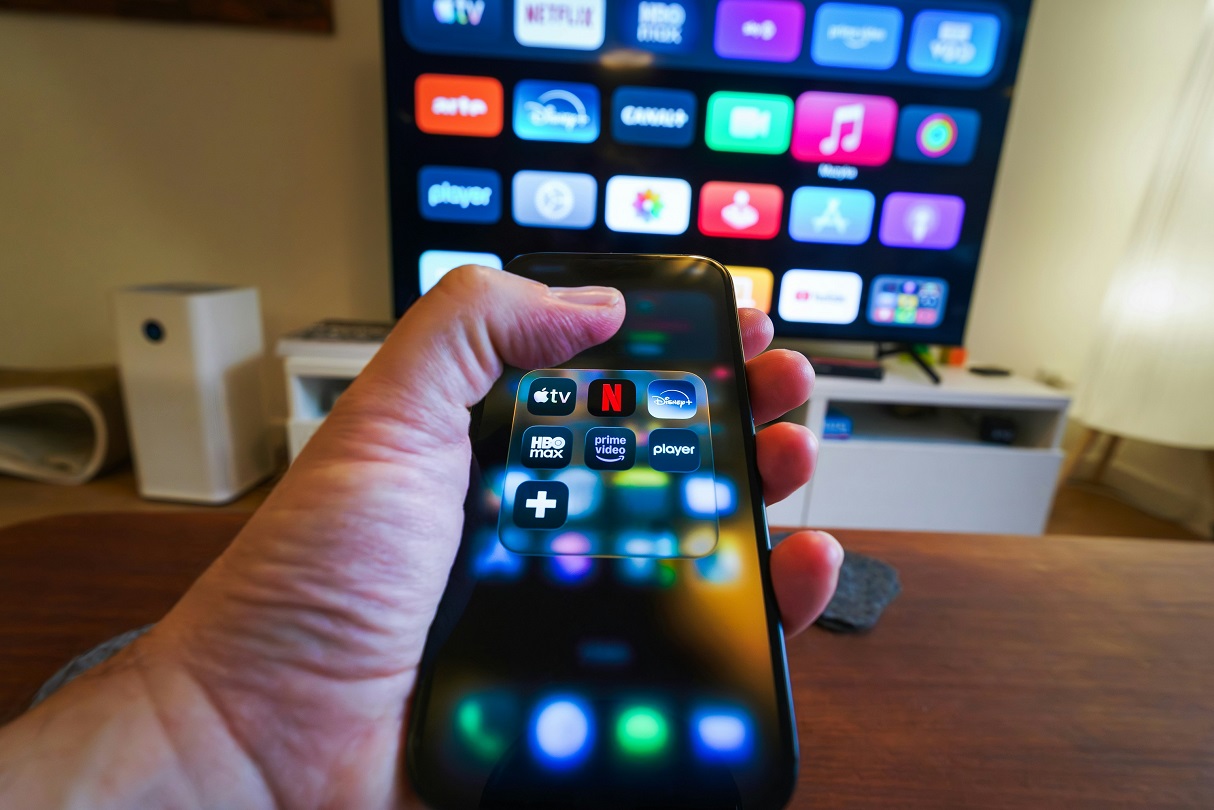 Cum să conectezi iPhone-ul la televizor