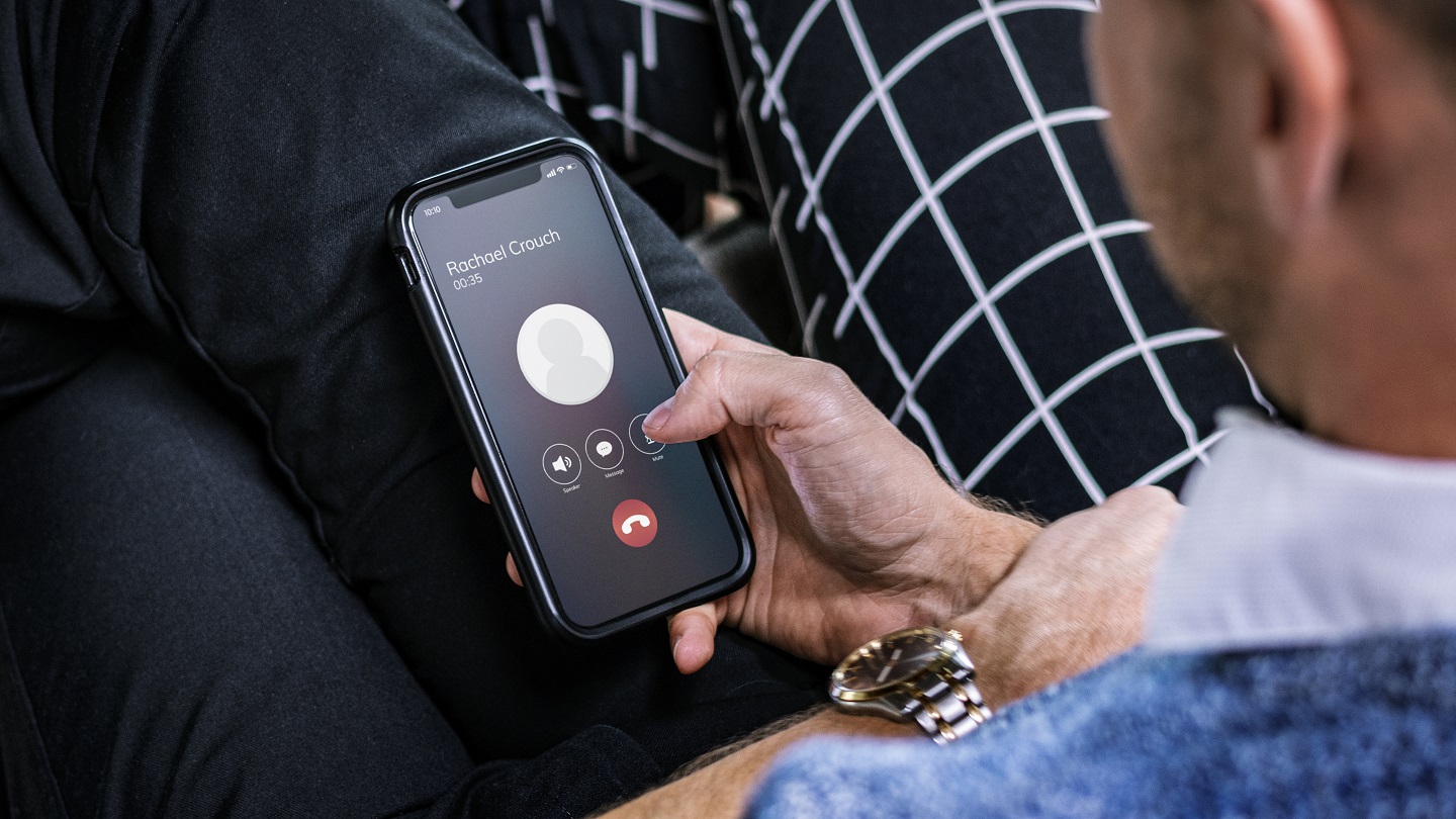 Cum să înregistrezi o convorbire pe iPhone